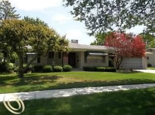32630 Coventry Pl, Warren, MI 48093