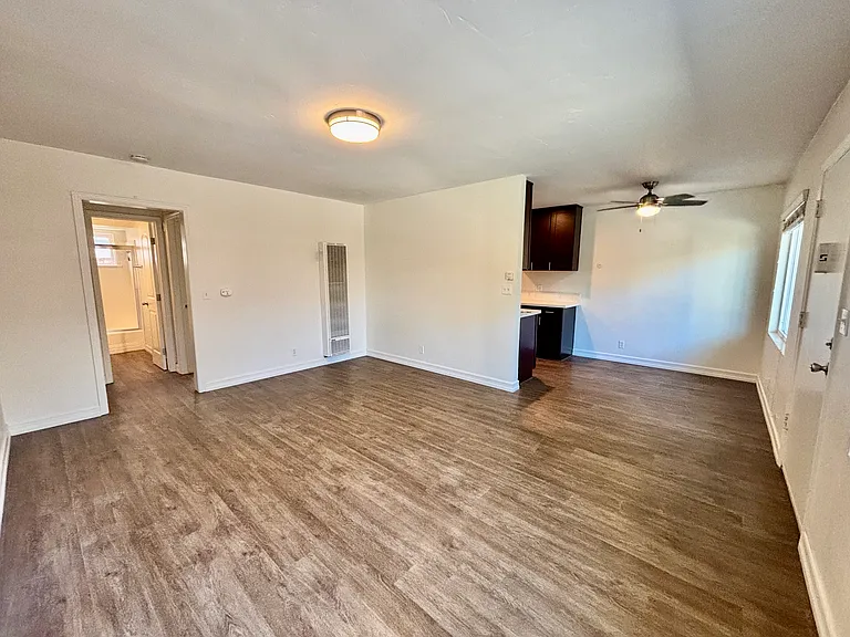 4460 Georgia St #3 — Photo 2