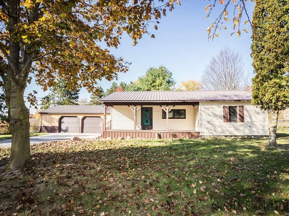 8640 S Derby Rd, Sheridan, MI 48884
