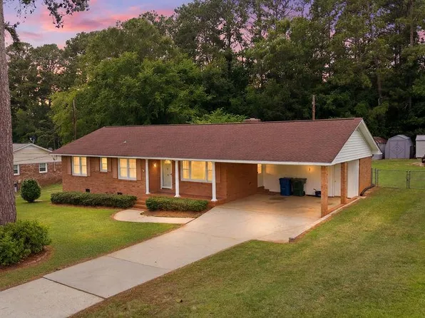 157 Avondale Rd, Greenwood, SC 29649