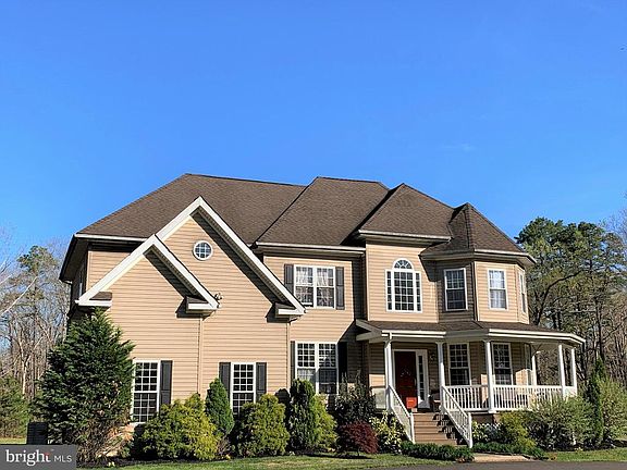 2nd image of 1020 E Malaga Rd