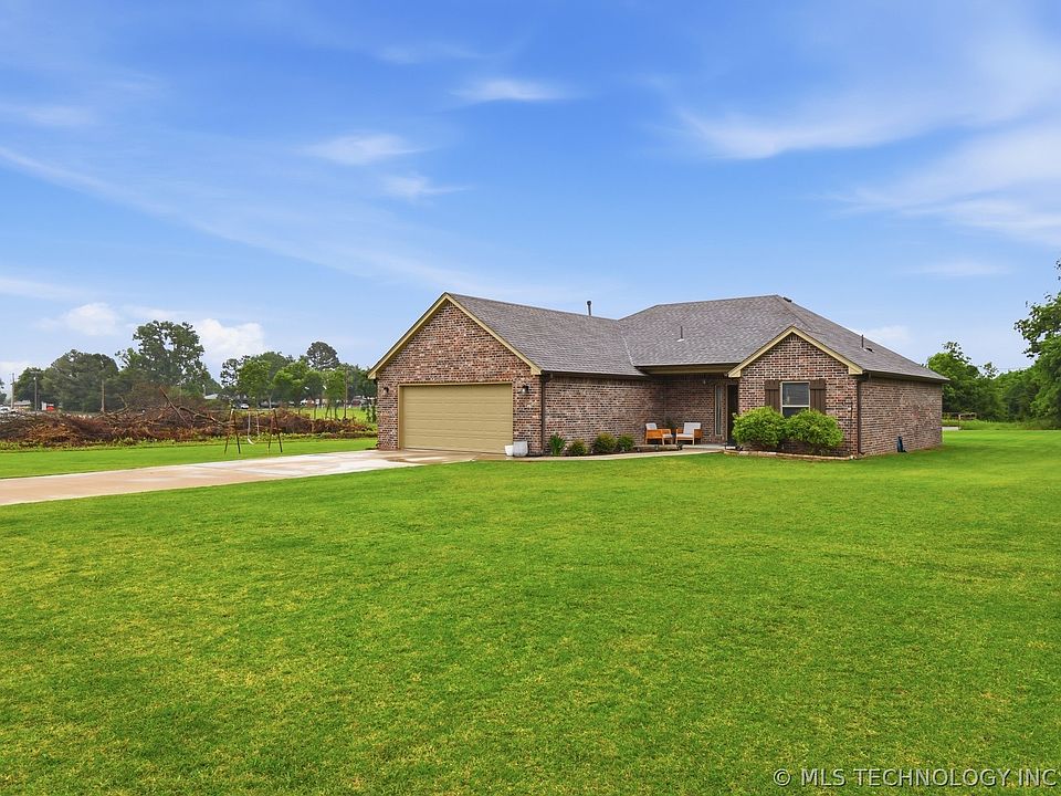 1st image of 40 Osprey Dr