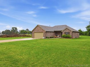40 Osprey Dr, Sand Springs, OK 74063