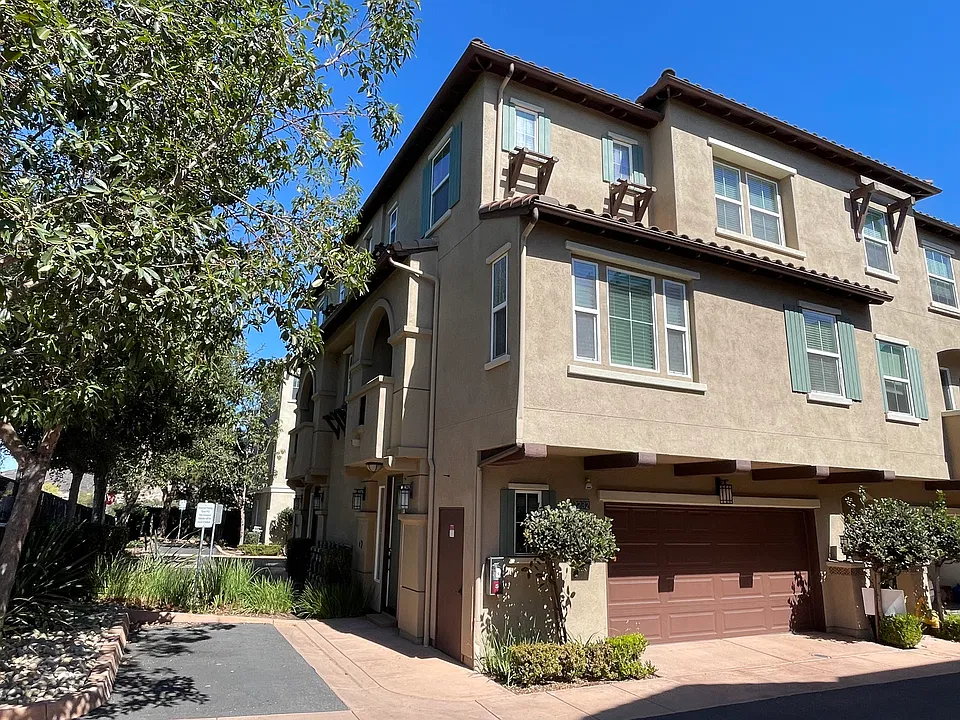 2232 Indus Way