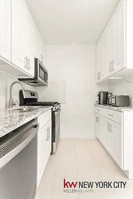 Rented by Keller Williams NYC | media 31