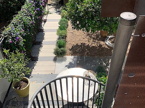 2nd image of 110 College Ave