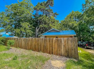 310 E McNeil St, Magnolia, AR 71753