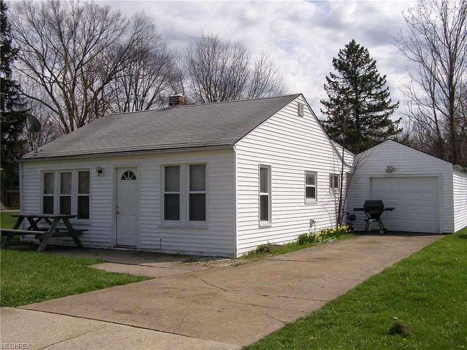2nd image of 618 Wayne St