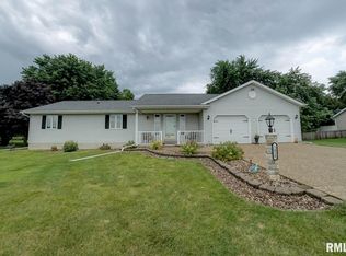 1420 Lenhart Rd, Springfield, IL 62711