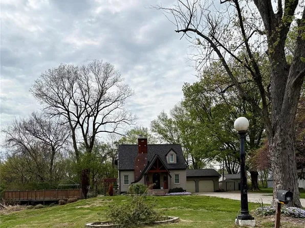 20 Green Oaks, Belleville, IL 62223