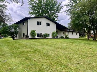 1686 Madeline Dr, Lapeer, MI