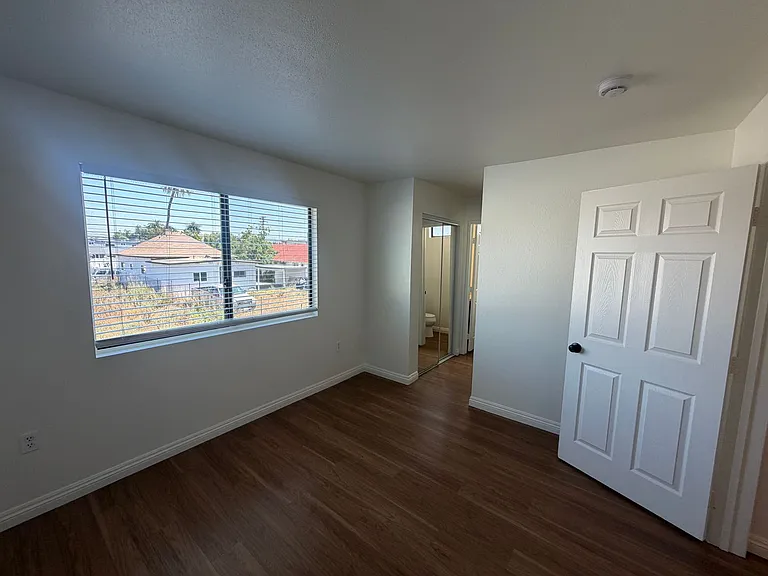 920 Martin Luther King Jr. — Photo 21