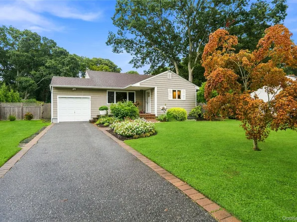 77 Lumur Drive, Sayville, NY 11782
