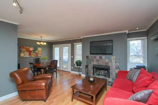 211 Hillsboro Pl — Photo 7