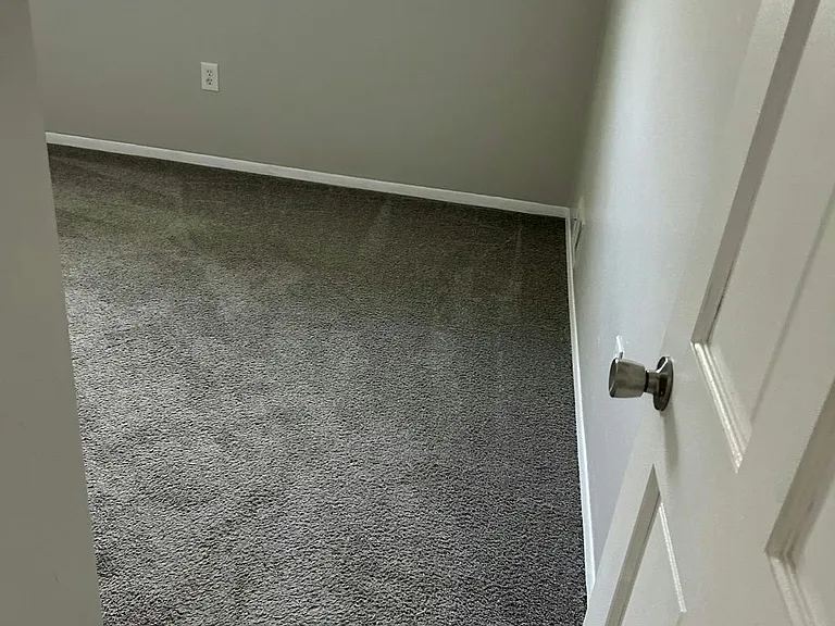 16130 Lauren St — Photo 17