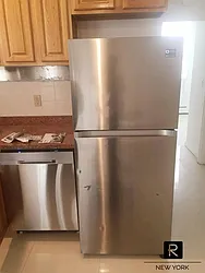 Rented by R New York