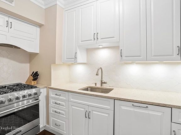 4th image of 45 Sutton Pl S APT 5J