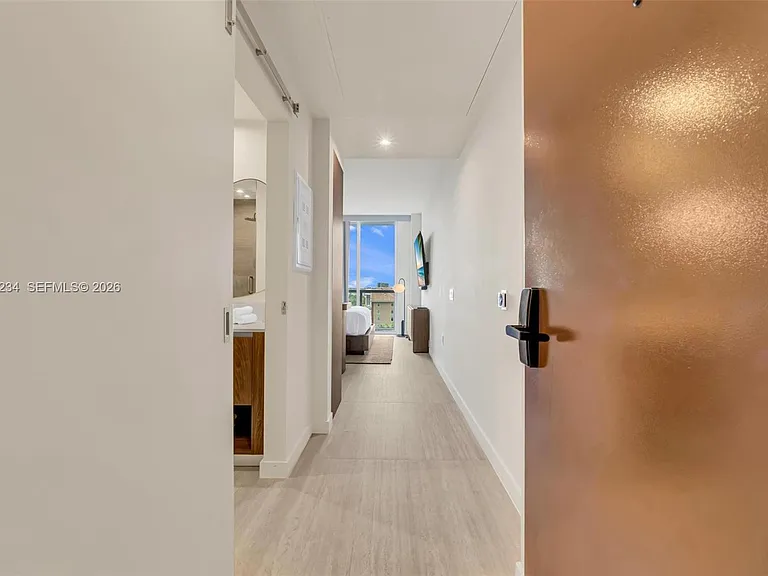 1611 SW 2nd Ave #713 — Photo 3