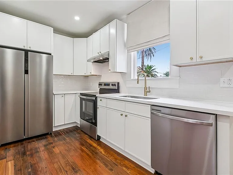 735 State St #D — Photo 4