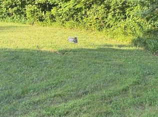 17435 Joplin Rd, Triangle, VA 22172