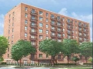 3900 N Pine Grove Ave APT 814, Chicago, IL 60613