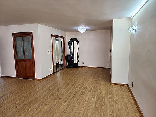 5th image of 6115 98th St APT 3K