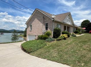 2950 Scenic Lake Cir, Morristown, TN 37814
