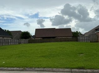 7839 Oakmont Dr, Pt Arthur, TX 77642