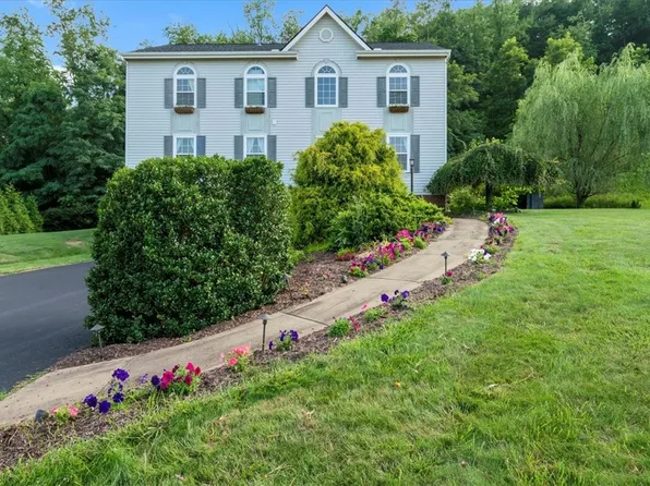 159 Walnut Dr, Baden, PA 15005