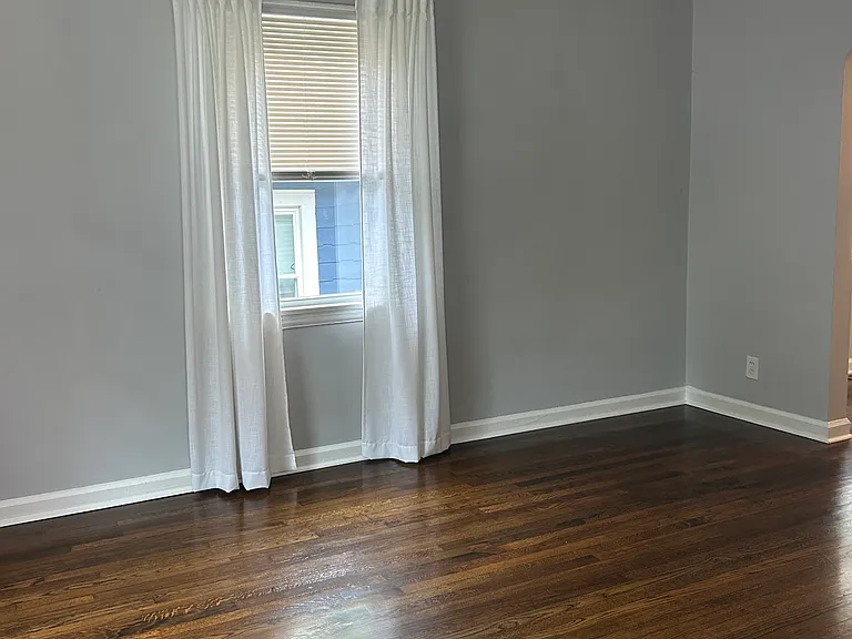 6920 Grace Ave — Photo 5