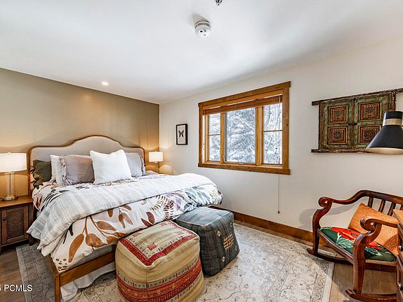 2nd image of 2260 Park Ave #3