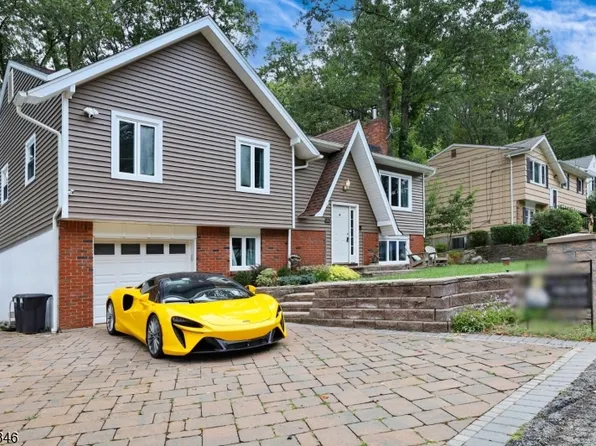 11 Idalroy Trl, Hopatcong Boro, NJ 07843