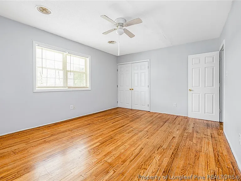 2328 Barrington Cir — Photo 24