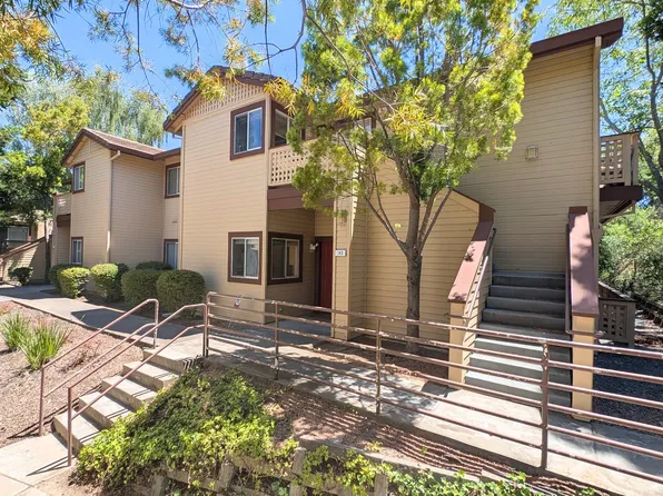 143 Tuscany Ct, Hercules, CA 94547