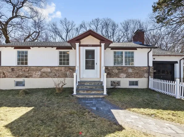 622 Boylston St, Newton, MA 02459
