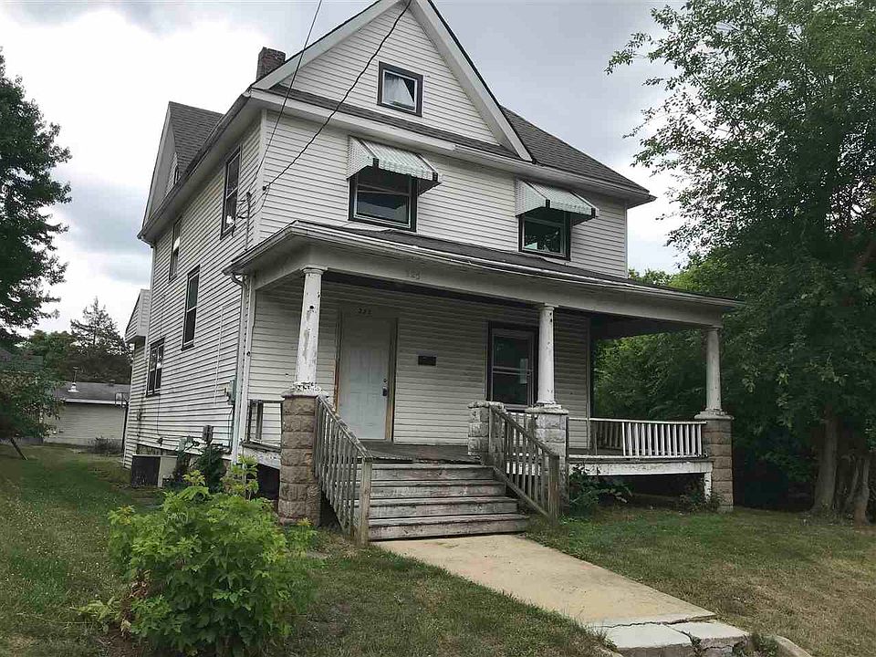 1st image of 225 N Hinkley Ave