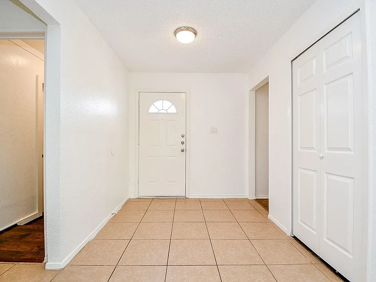 7203 Santa Rita Dr — Photo 5