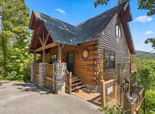1424 Rocky Top Way, Townsend, TN 37882