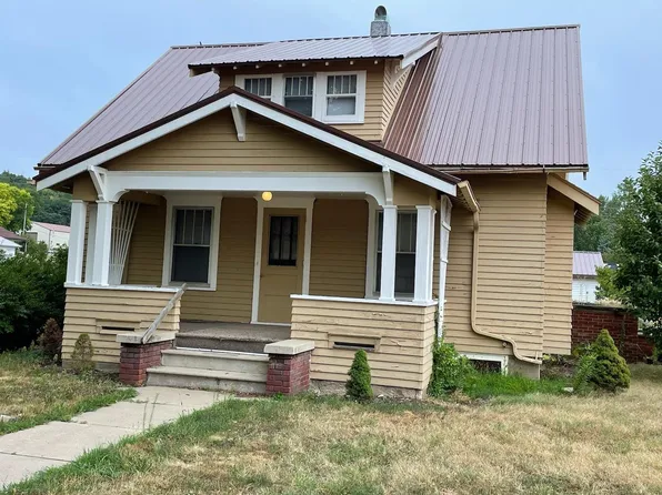 300 2nd Ave, Verdigre, NE 68783