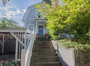 2426 N Sumner St, Portland, OR 97217