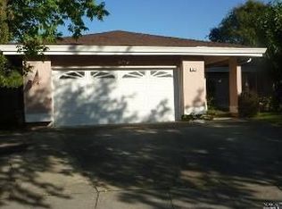 1020 Century Dr, Napa, CA 94558