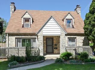5121 N 61st St, Milwaukee, WI 53218