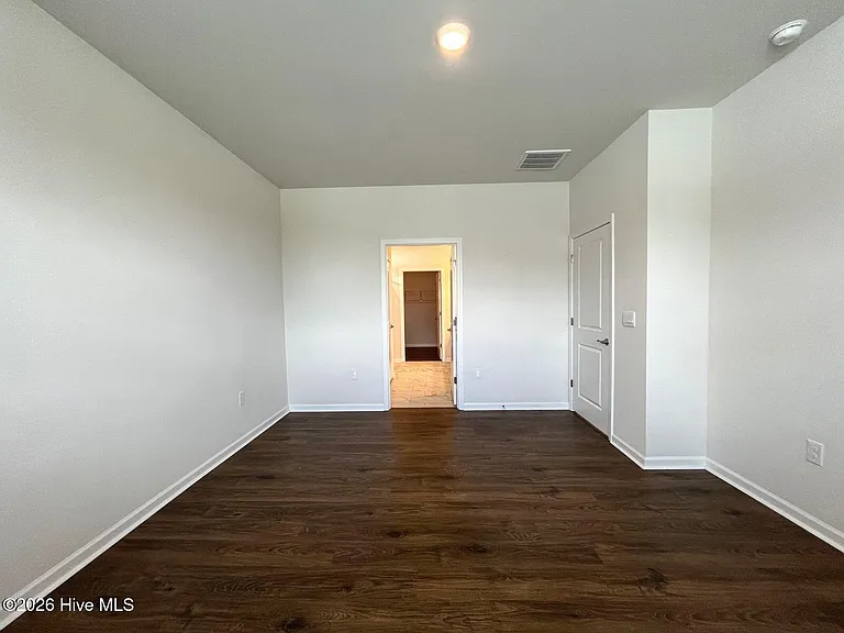 512 Ragapple Ln — Photo 17