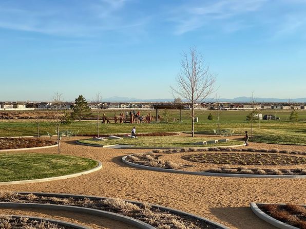 aurora-colorado-343113779 picture