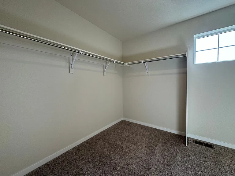 4455 Trader St — Photo 9