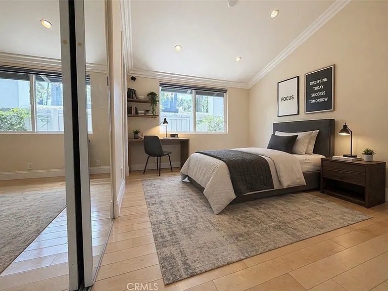 6201 Corbin Ave — Photo 21