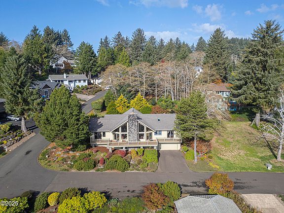 2nd image of 1198 NE Lakewood