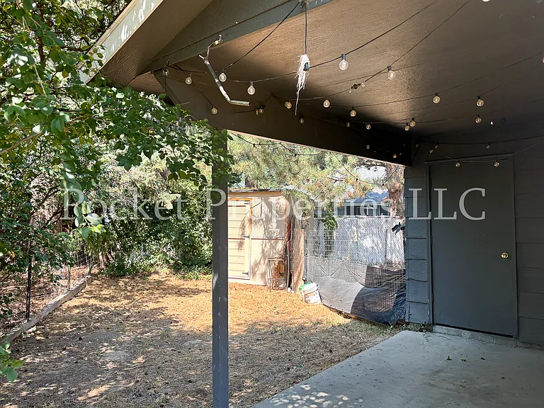 Backyard covered patio
