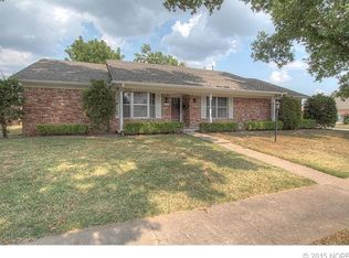 9137 E 26th Pl, Tulsa, OK 74129