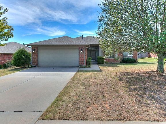 3rd image of 2512 Broadwell Oaks Dr